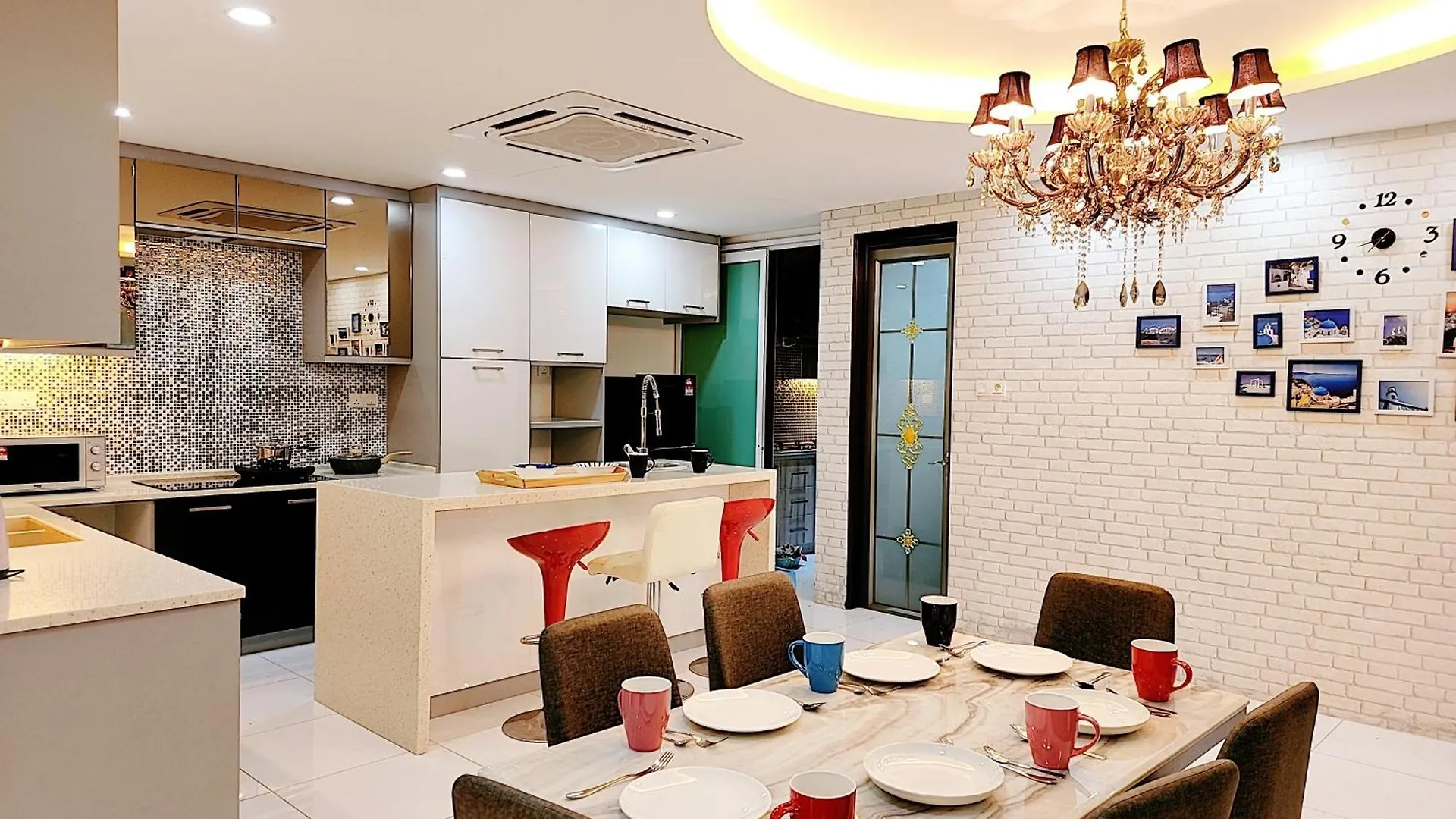 No 1, Taman Desa Kencana, Persiaran Bercham Villa Ipoh 0*,  Malaysia
